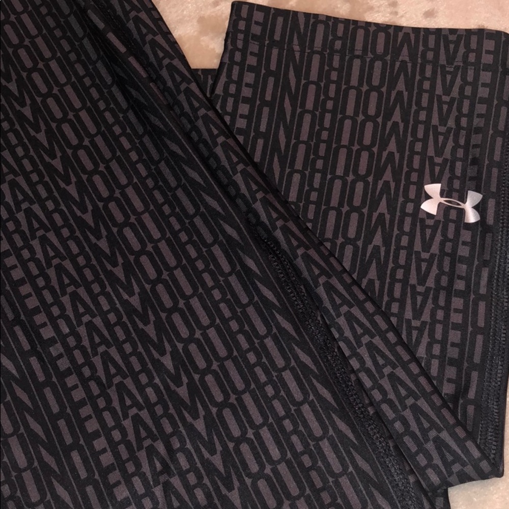 Under Armour crops